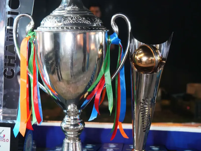Trophy & Jersey Reveal